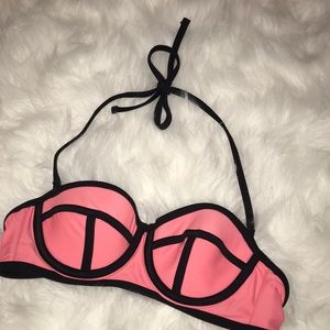 Triangl bathing suit top